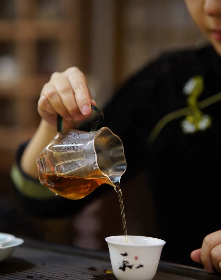 大堂区如何约到鸡公司/大堂区咋约得便宜的鸡怎么约/约的鸡公司fds
